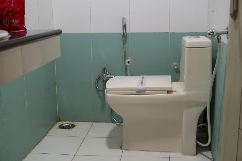 בהופאל Hotel Rajlaxmi מראה חיצוני תמונה