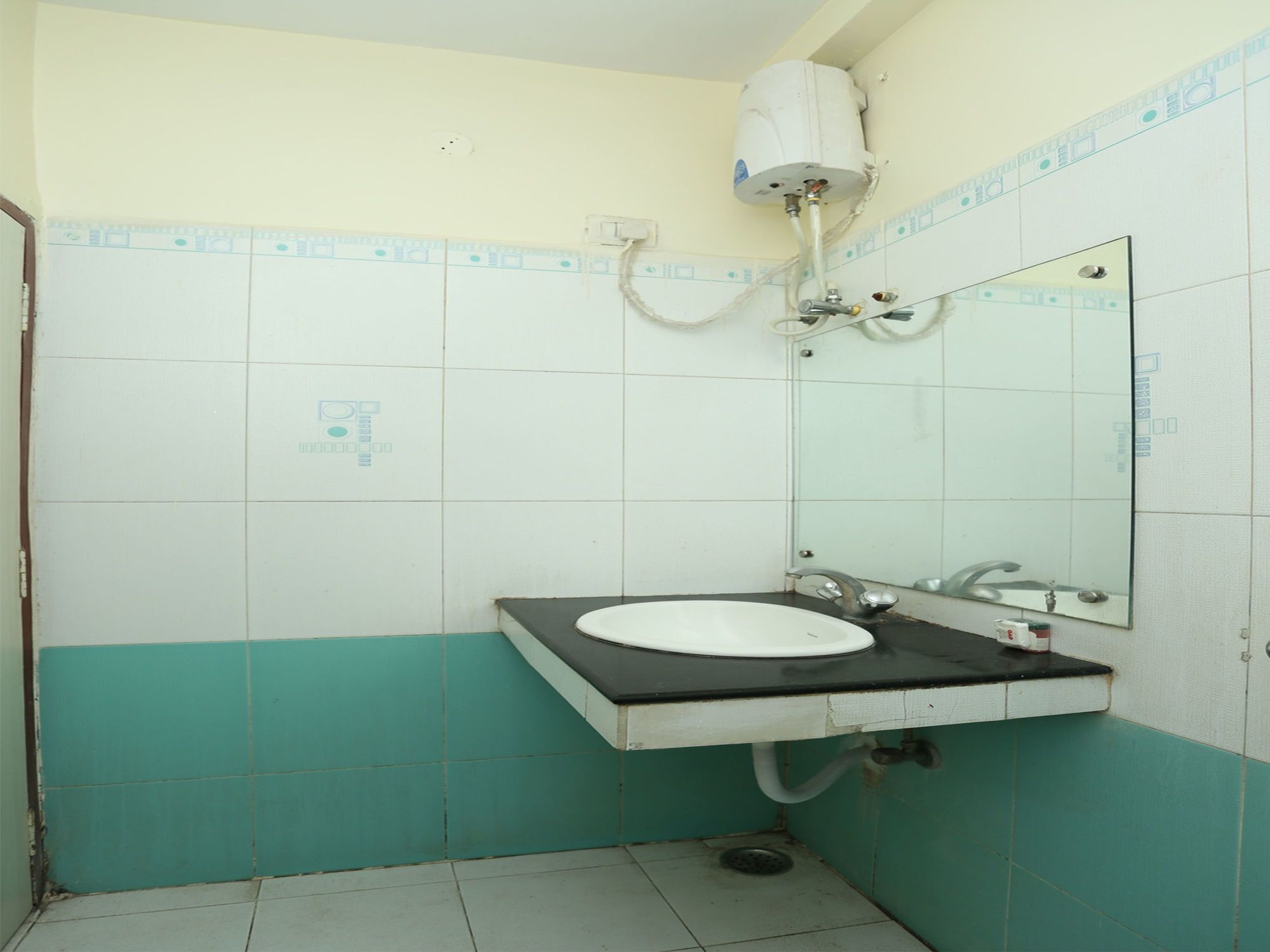 בהופאל Hotel Rajlaxmi מראה חיצוני תמונה