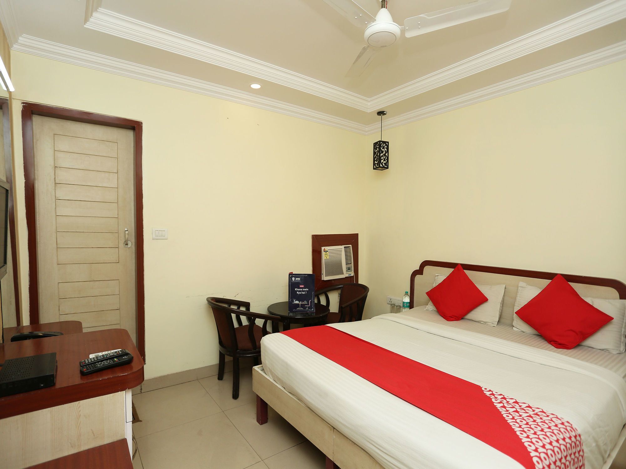 בהופאל Hotel Rajlaxmi מראה חיצוני תמונה