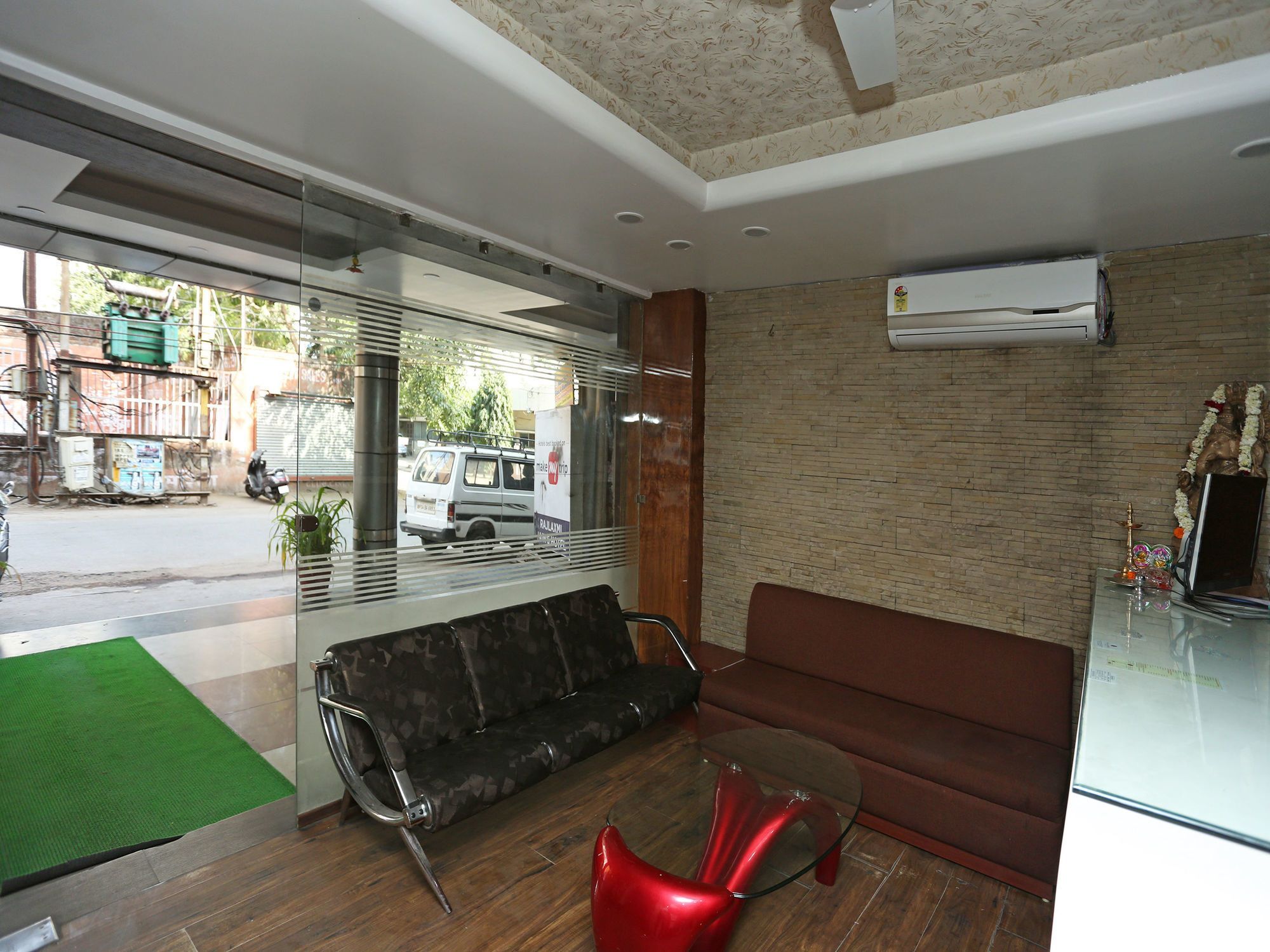 בהופאל Hotel Rajlaxmi מראה חיצוני תמונה